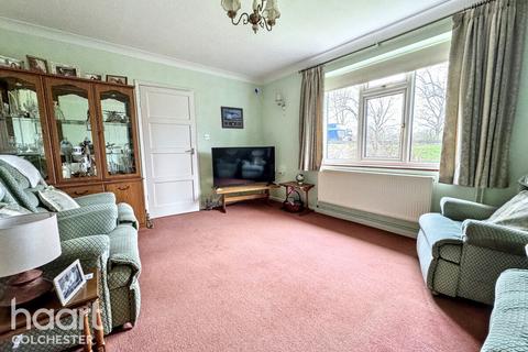 3 bedroom detached bungalow for sale, Cowdray Avenue, Colchester