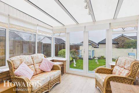 2 bedroom detached bungalow for sale, The Brindles, Carlton Colville