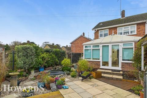 2 bedroom end of terrace house for sale, Marham Road, Lowestoft