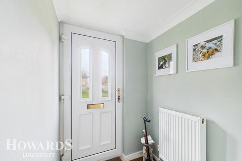 2 bedroom end of terrace house for sale, Marham Road, Lowestoft