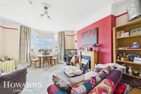 6 bedroom terraced house for sale, Marine Parade, Lowestoft