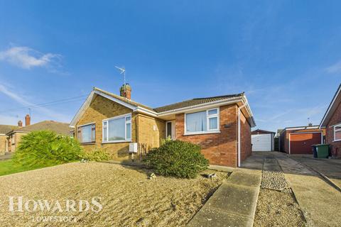 2 bedroom detached bungalow for sale, Claydon Drive, Oulton Broad