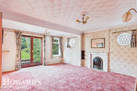 2 bedroom detached bungalow for sale, Wash Lane, Kessingland