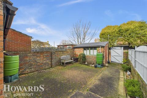 3 bedroom terraced house for sale, Dene Road, Lowestoft