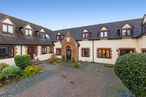 5 bedroom equestrian property for sale, Tilburstow Hill Road, Godstone