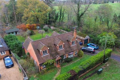 4 bedroom detached house for sale, Crooksbury Road, Farnham, Surrey, GU10