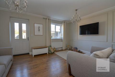 3 bedroom semi-detached house for sale, Christopher Way, Norwich NR12