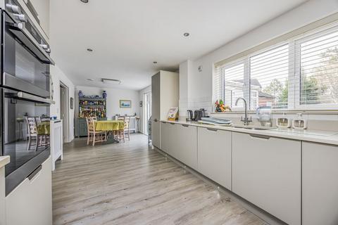 5 bedroom detached house for sale, Baileys Way, Hambrook