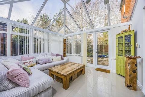 5 bedroom detached house for sale, Baileys Way, Hambrook