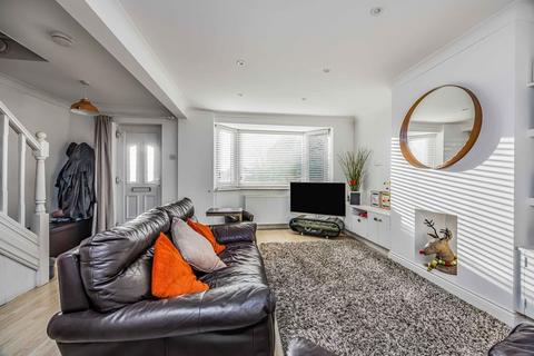 2 bedroom semi-detached house for sale, Abbotstone Avenue, Havant