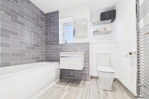 3 bedroom semi-detached house for sale, Chilham Road, Gillingham