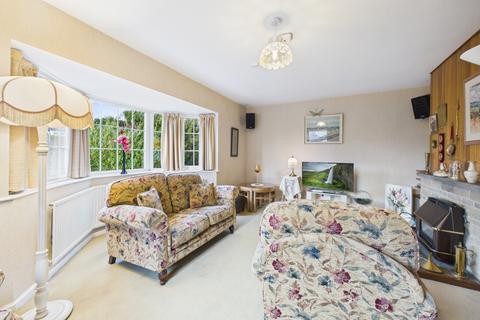 undefined, Furniss Avenue, Dore. S17 3QL