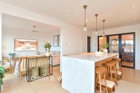 undefined, Warren Close, Brighton BN2