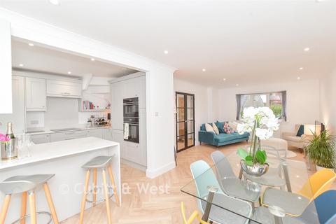 undefined, London Road, Arundel, West Sussex