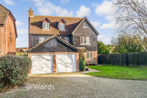 5 bedroom detached house for sale, Kings Chase, Ashford TN24