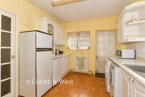 undefined, Forest Road, Horsham RH12