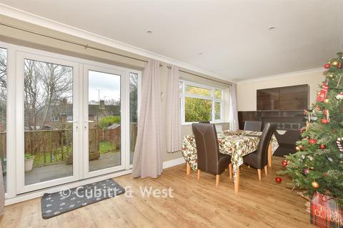 undefined, Hillcrest Close, Crawley RH10