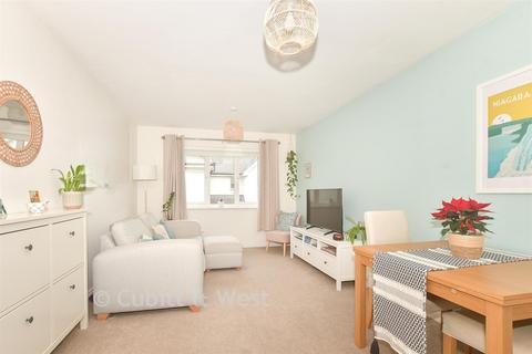 1 bedroom apartment for sale, Gordon Road, Haywards Heath, West Sussex