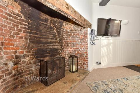 1 bedroom ground floor flat for sale, Swan Place, Maidstone ME18