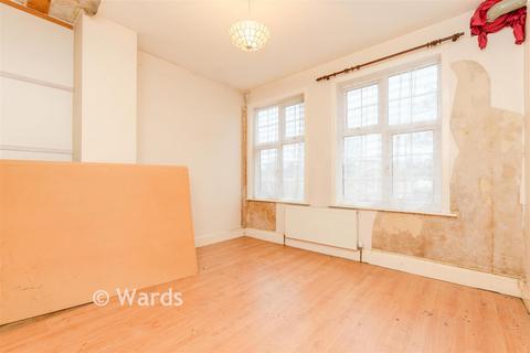 3 bedroom maisonette for sale, Bellegrove Road, Welling, Kent