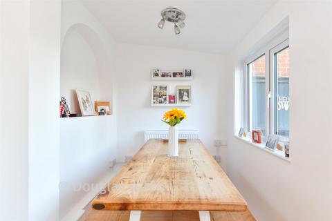 4 bedroom terraced house for sale, Collier Row Lane, Collier Row, Romford, Essex