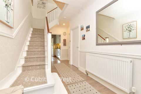 5 bedroom terraced house for sale, Guildford Way, Wallington SM6