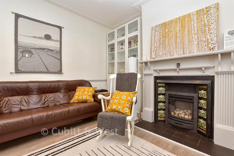 5 bedroom terraced house for sale, Guildford Way, Wallington SM6