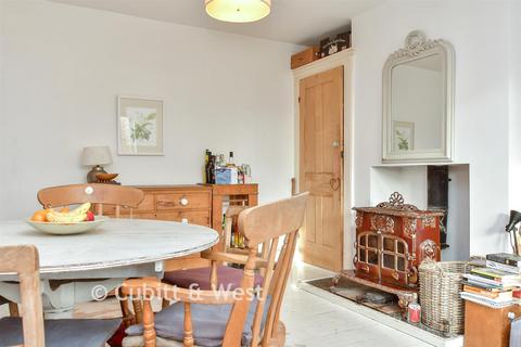 2 bedroom terraced house for sale, Richmond Road, Brighton, East Sussex
