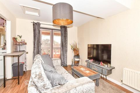 2 bedroom apartment for sale, Maureen Foye Court, Southsea PO4
