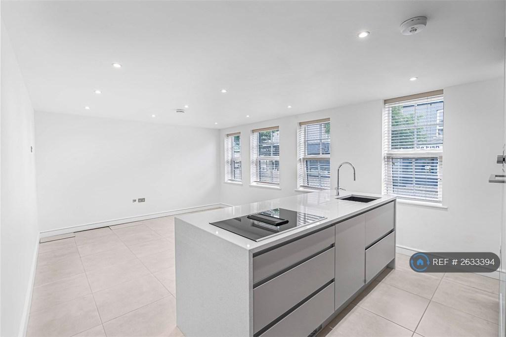 Kitchen/ Lounge