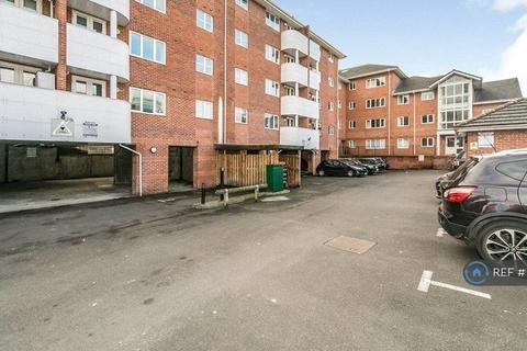 2 bedroom flat to rent, Kings Oak Court, Reading, RG1
