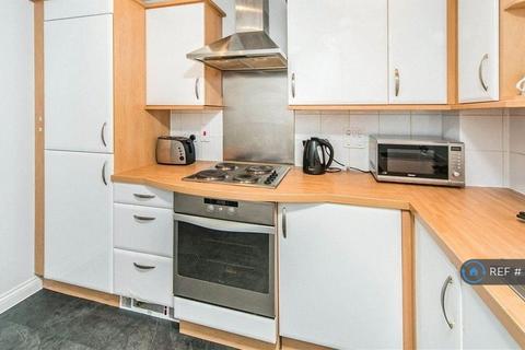 2 bedroom flat to rent, Kings Oak Court, Reading, RG1