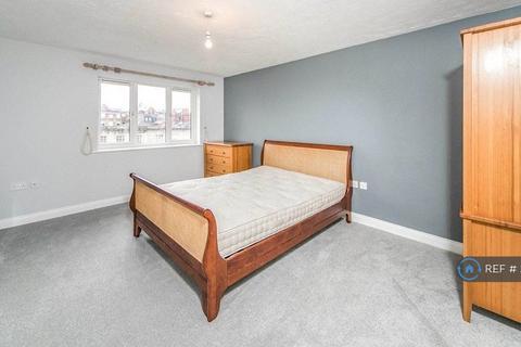 2 bedroom flat to rent, Kings Oak Court, Reading, RG1