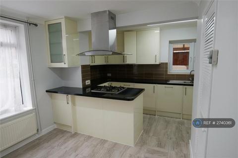 3 bedroom semi-detached house to rent, Kenton Road, Reading, RG6