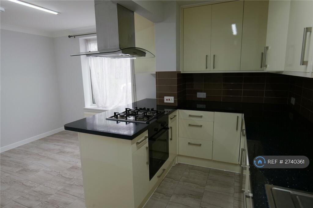 Kitchen - Side View