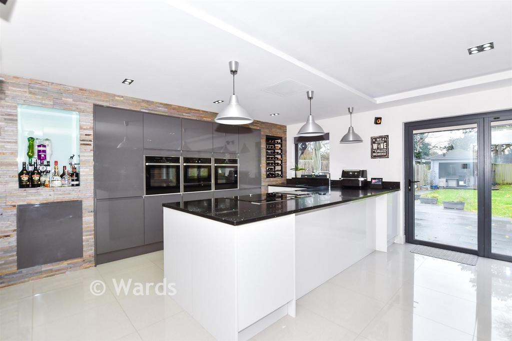 Kitchen/Family Area
