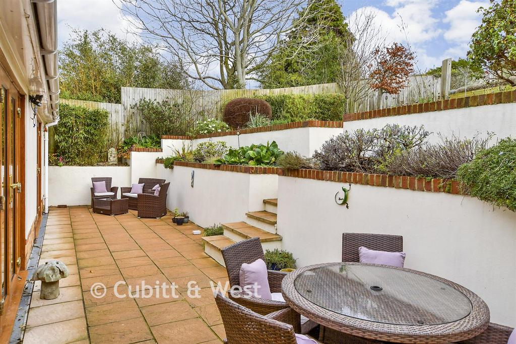 Patio / Decking