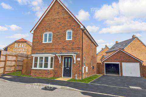 3 bedroom detached house for sale, Blake Gardens, Scocles Road, Minster On Sea, Sheerness, Kent