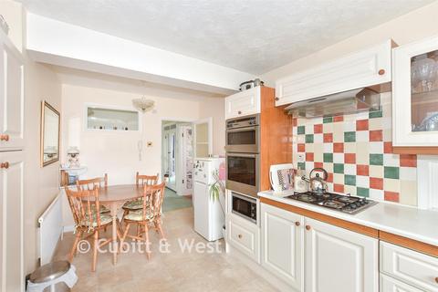 3 bedroom detached bungalow for sale, Crawley Down Road, Felbridge, West Sussex
