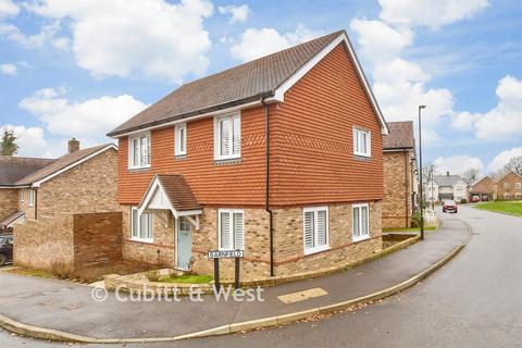 3 bedroom detached house for sale, Barnfield, Billingshurst RH14