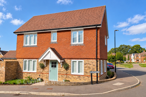 3 bedroom detached house for sale, Barnfield, Billingshurst RH14