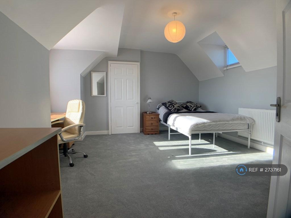 Attic Bedroom 1  Photo 1