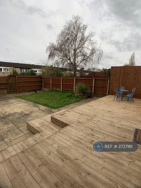 Back Garden Photo 2