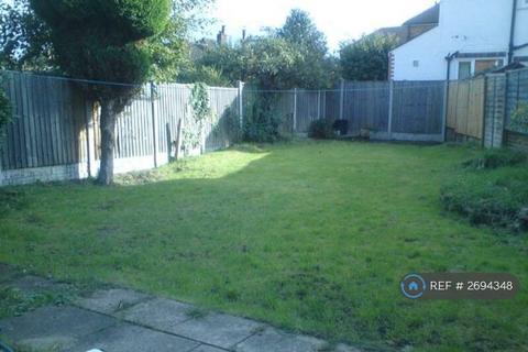 3 bedroom semi-detached house to rent, Sydney Road, Nottingham, NG8