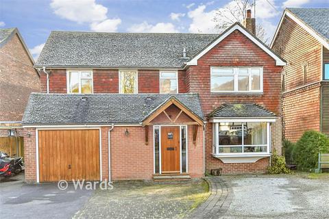 4 bedroom detached house for sale, The Street, Sittingbourne ME9