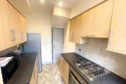 3 bedroom house to rent, Martin Terrace, West Yorkshire LS4