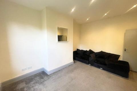 3 bedroom house to rent, Martin Terrace, West Yorkshire LS4