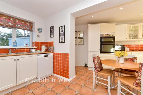 3 bedroom detached house for sale, Green Way, Great Bookham KT23