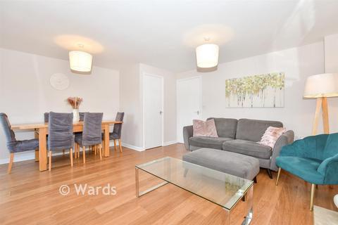 3 bedroom end of terrace house for sale, Denning Close, Maidstone ME16