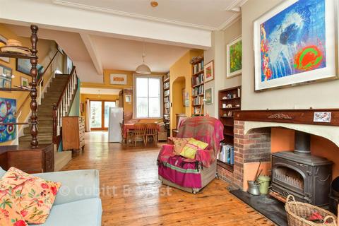 4 bedroom end of terrace house for sale, Clyde Road, Brighton, East Sussex